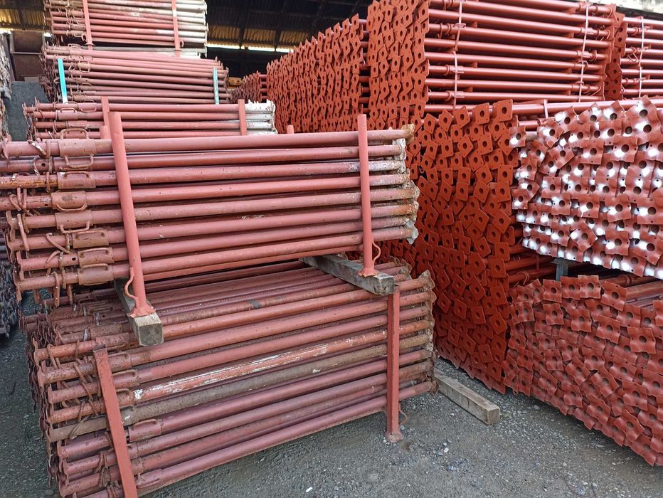 Stemple budowlane Stempel metalowy Podpora stalowa Szalunek stropowy