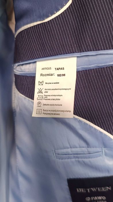 Granatowy elegancki garnitur slim fit w delikatny prążek 40% wełna 182/96 S PAWO TAPAS