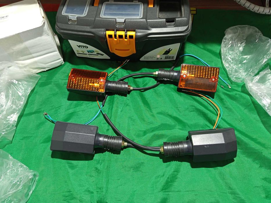 Piscas Yamaha DT XT350 XT600 / Novos