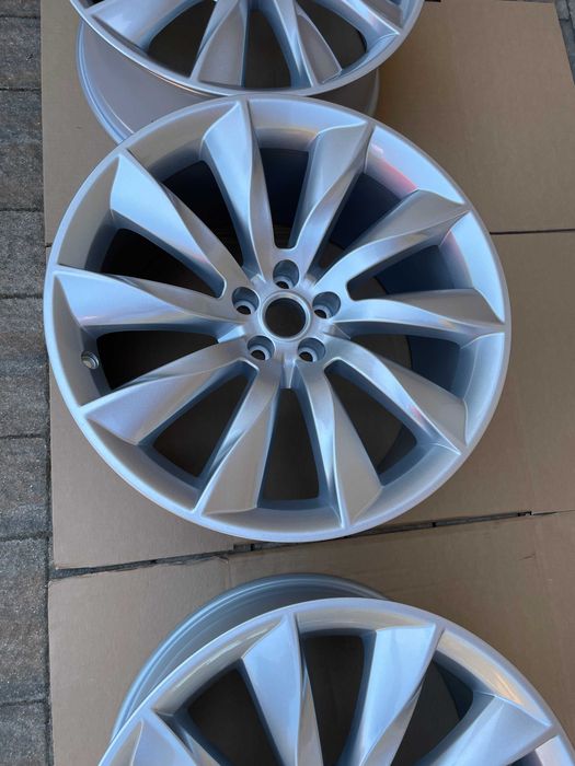 Okazja oryginalne felgi JAGUAR F-PACE 10,5Jx20 ET38 9Jx20 ET55 NOWE