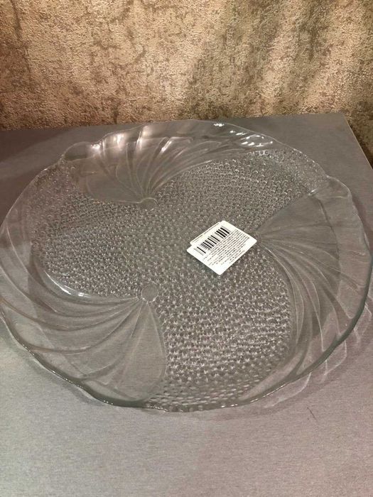 Большое стеклянное блюдо новое