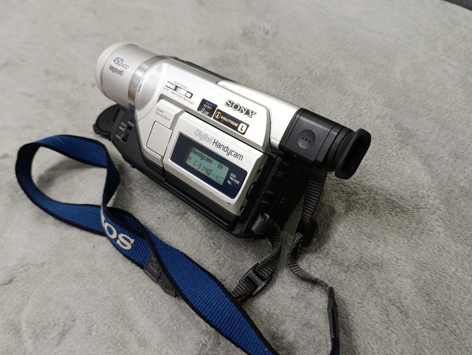 ソニー SONY DCR TRV110 Sony DCR-TRV110 Digital8 Hi8 8mm Video8 Camcorder VCR Player Video