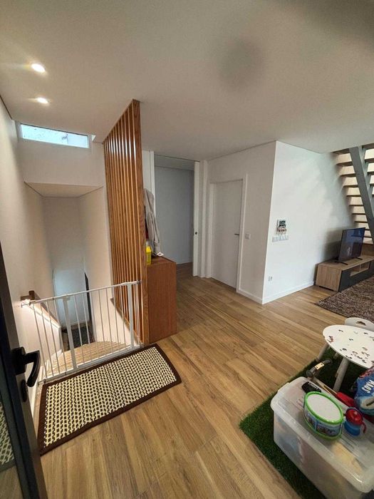 Moradia Isolada com Vista Cidade