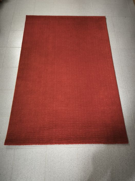 Tapete vermelho Ikea