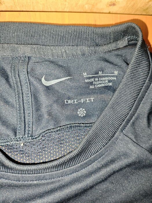 Футболка Nike DRI-FIT