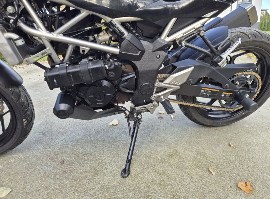 Kawasaki Z125 z 125 niski przebieg 9.300km 1wł 2022r. Ninja mt Dowóz