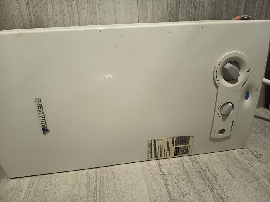 Esquentador a gás da marca Junkers- 11 litro