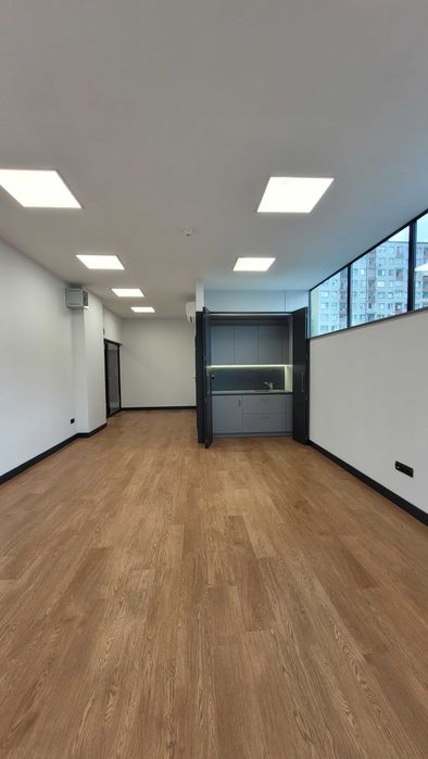 Lokal usługowy 78 m kw. C.H. HALA Strzegomska / Muchobór Mały