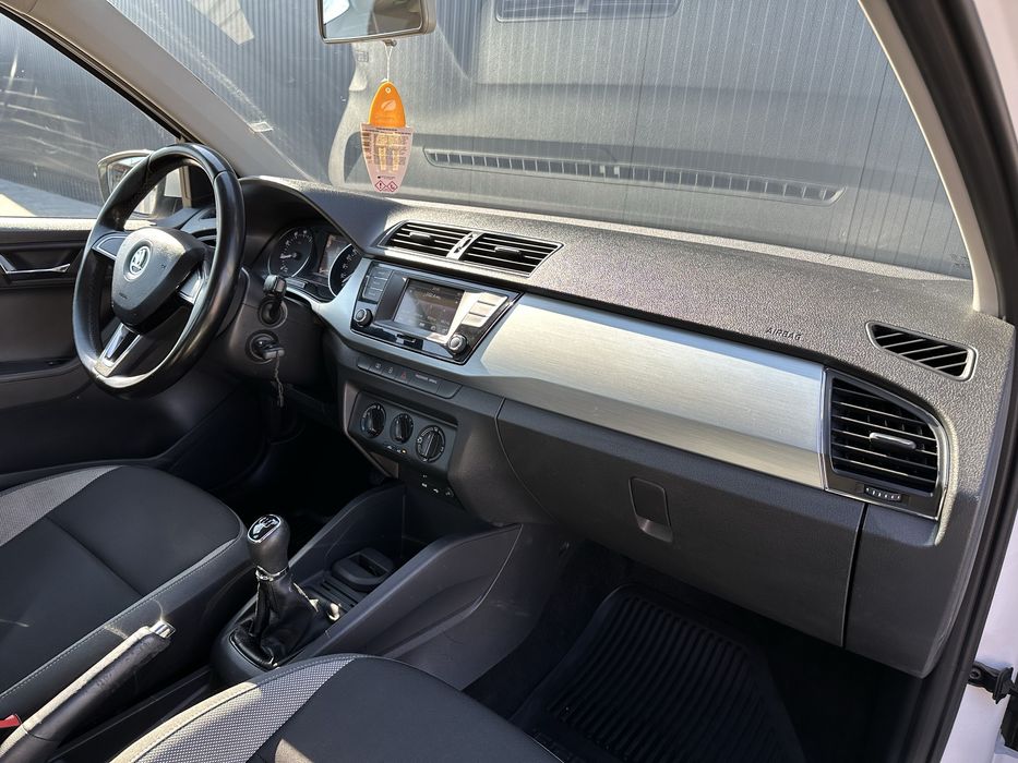 Продам Skoda Fabia 2016p.