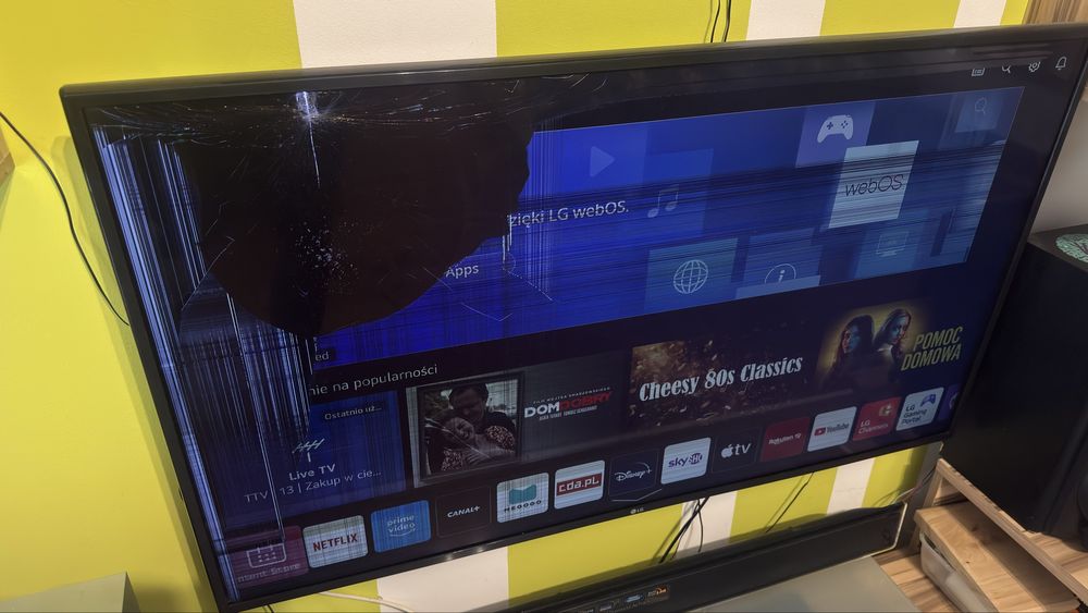 Telewizor LG 49” uszkodzony