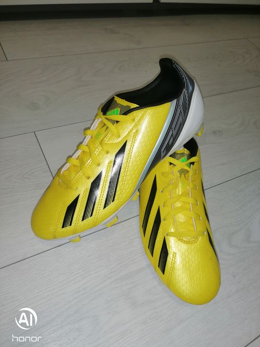 Korki Adidas F10 TRX FG 38 2/3 buty piłkarskie