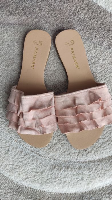 Жіночі шльопанці Primark, розмір 39-40