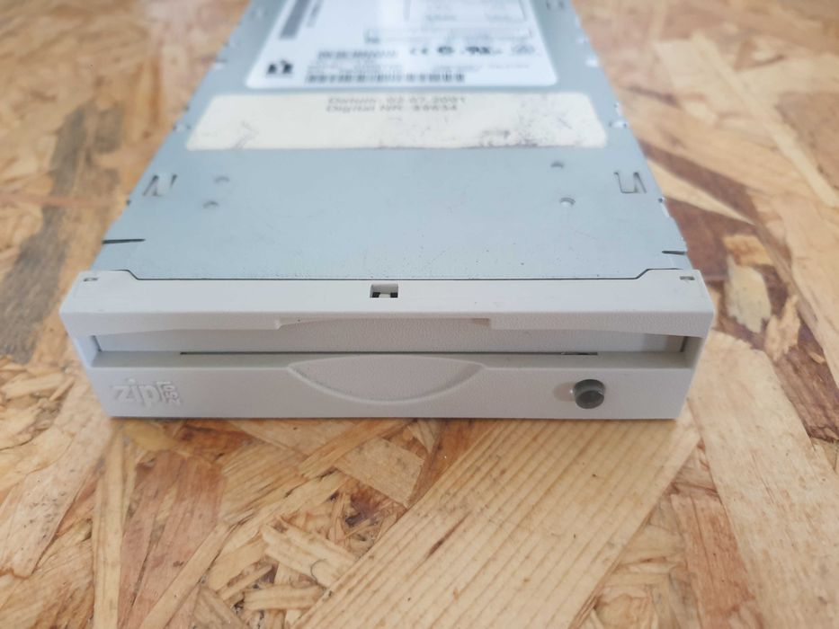 Iomega ZIP 250MB Interno