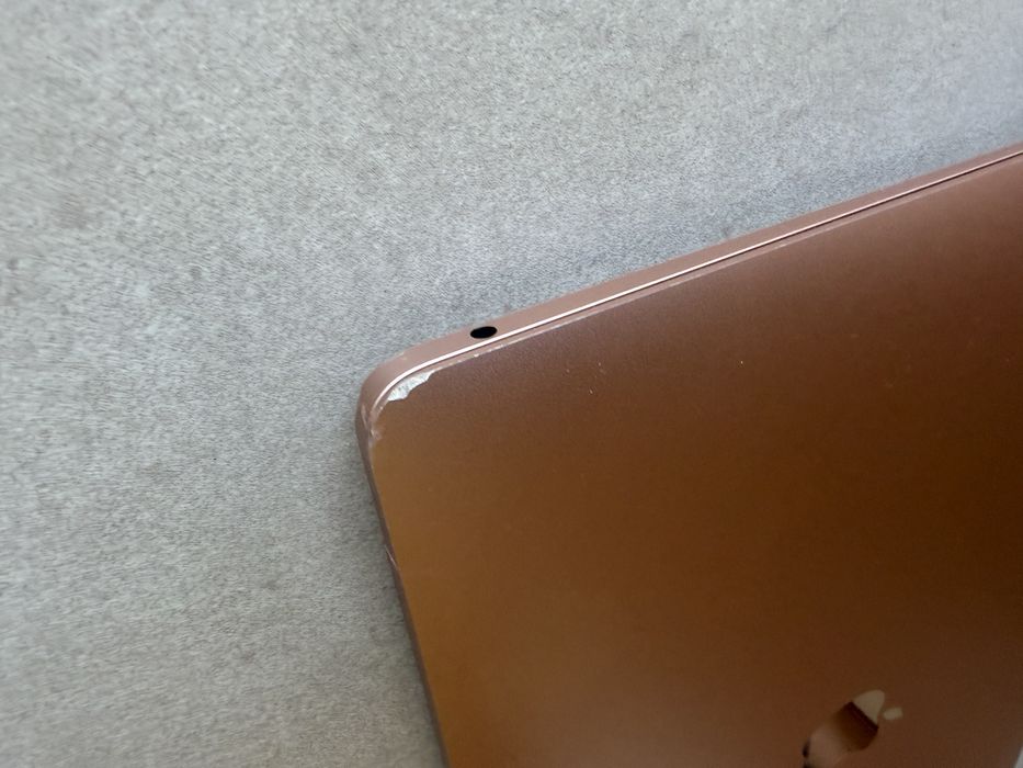 MacBook Air M1 13” (2020) | 8 GB | 256 GB | Bateria 90% | Excelente Estado
