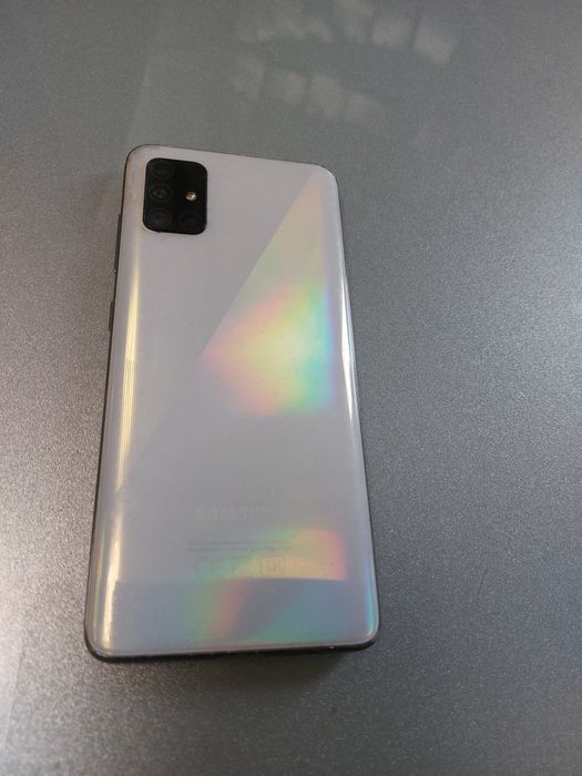 Самсунг а51  sm a51