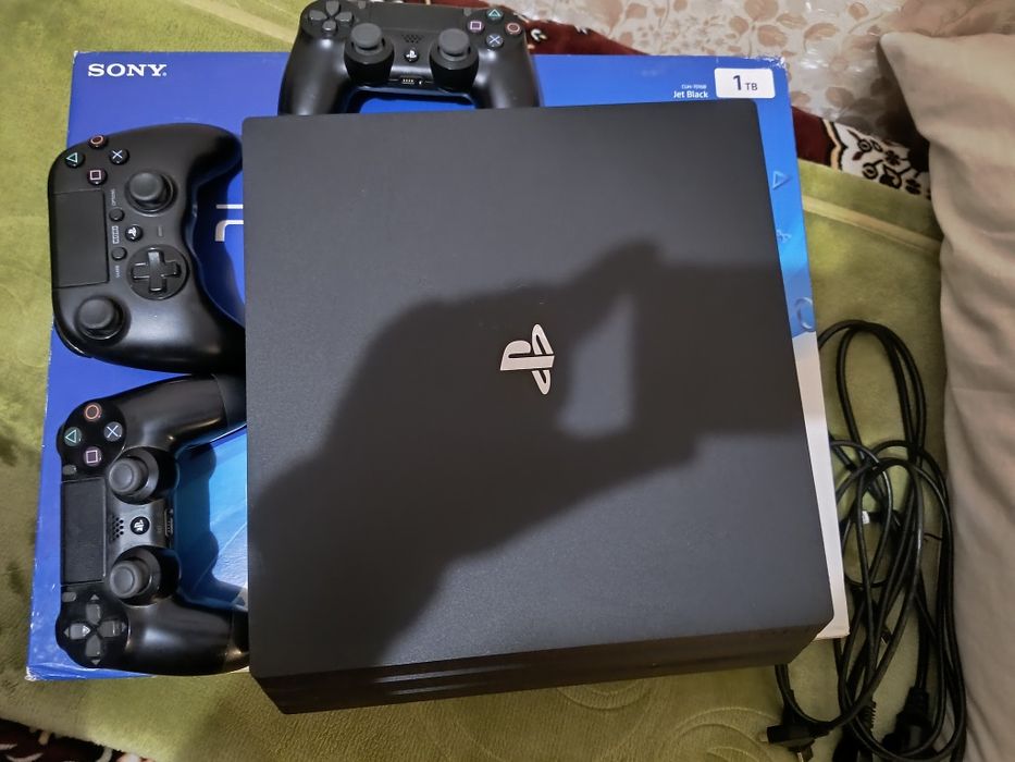 PlayStation 4 pro SSD 1 TB