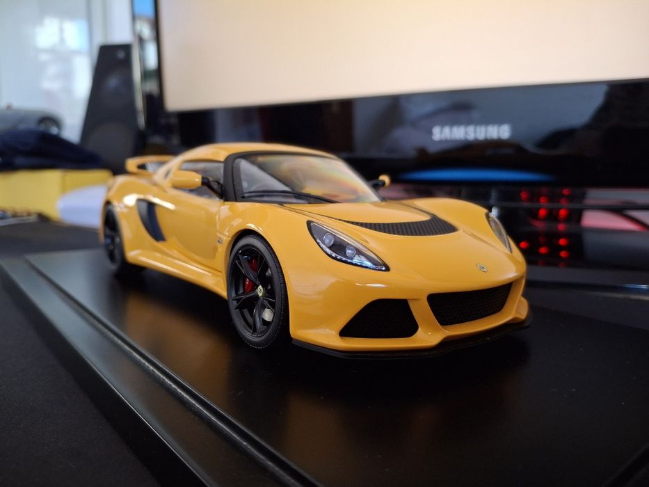 AutoArt 1:18 Lotus Exige S