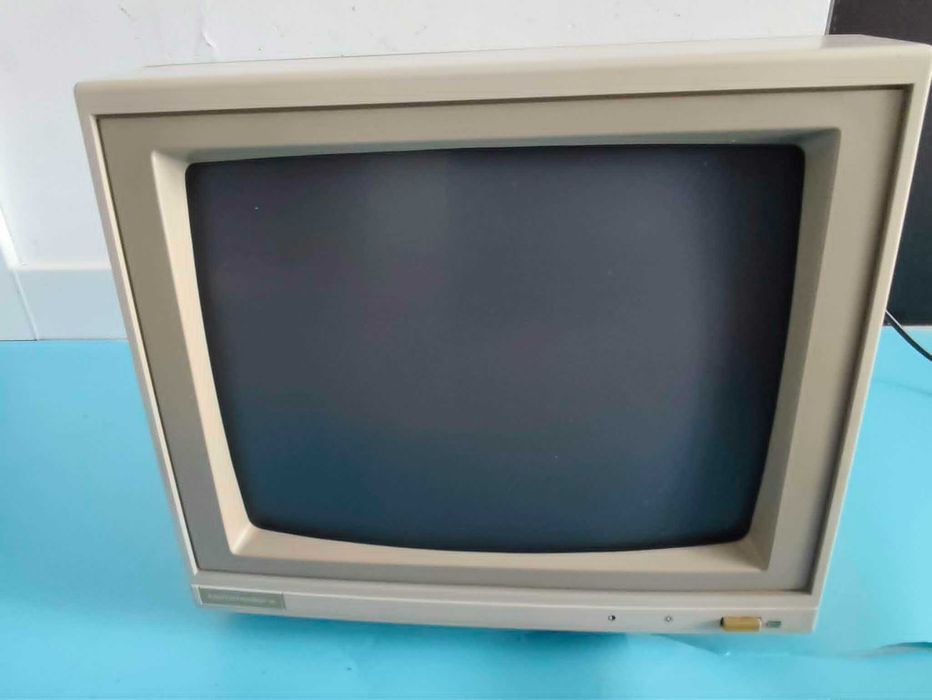 Monitor Commodore 76BM13 oryginalny rarytas