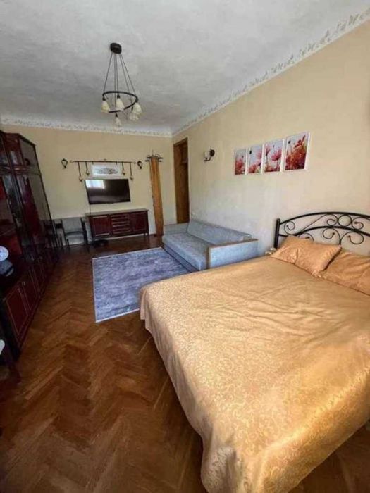 Продам 2-кімн. Павла Загребельного вул. 28, 63 м.кв. Сталінка! - View 4