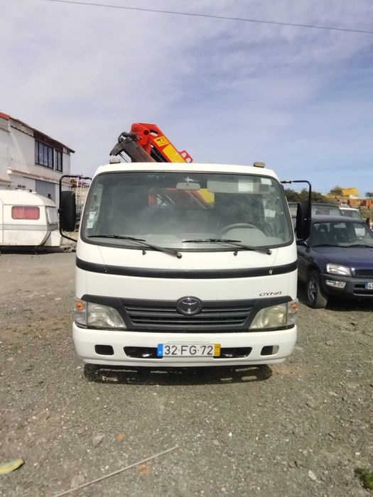 camiao grua toyota basculante