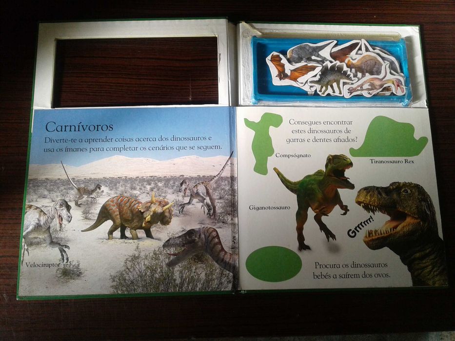 Livro infantil magnético sobre DINOSSAUROS, como NOVO!