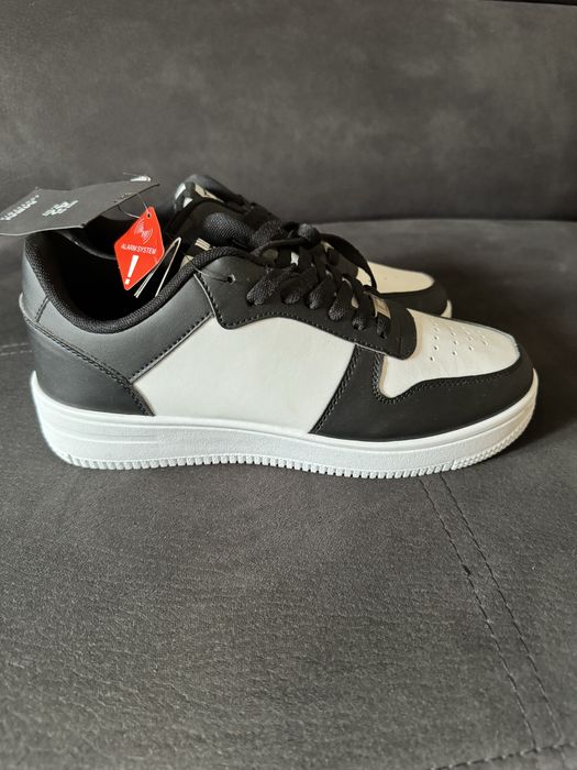 Buty  New Yorker