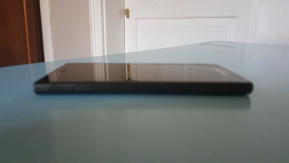 Смартфон Black Berry Leap