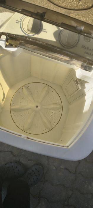 Sprzedam pralkę electraline