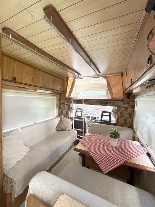 Autocaravana Fiat Ducato Burstner Motor 2.5 Diesel c/ 120 mil km, em bom estado de conservação!