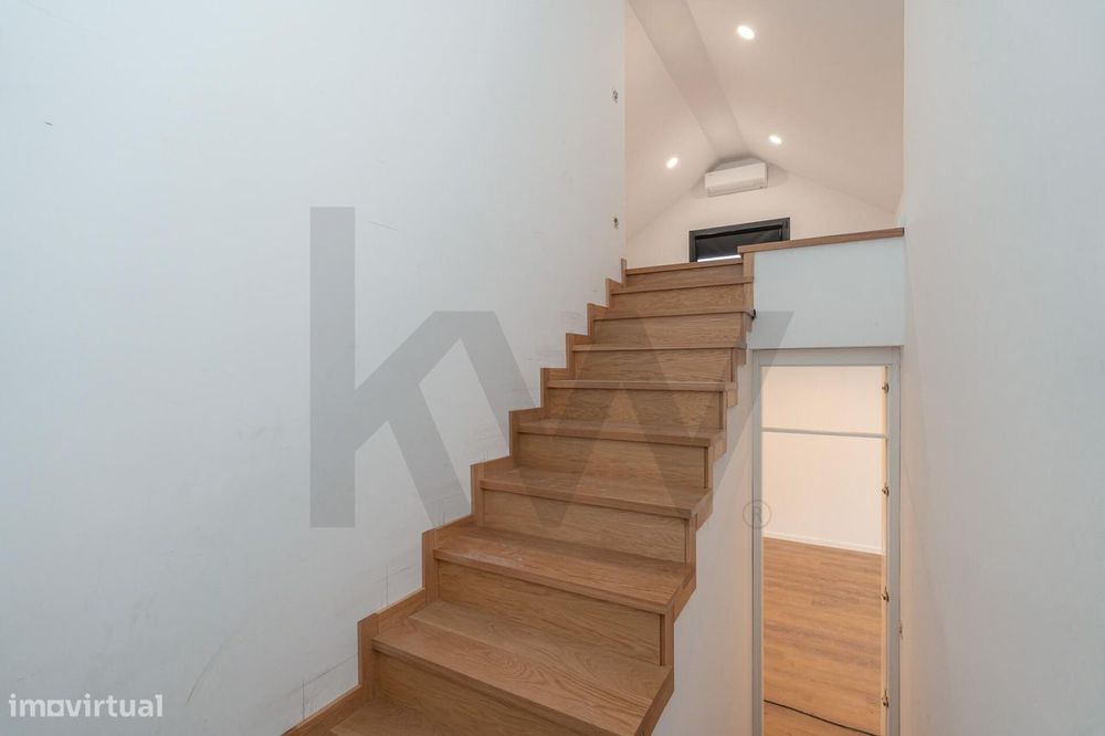 Apartamento T2 Duplex Novo no Tovim-Empreendimento Relvas