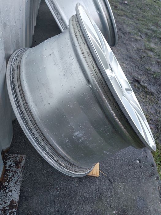 Felgi 17 Mercedes 5x112 8x17 et38 66,6