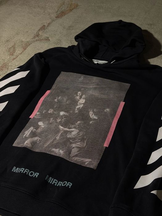 Off White Caravaggio