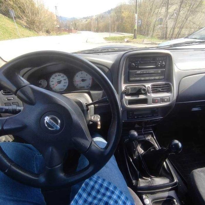 Idealny Nissan Navara 4x4, 2,5 super stan