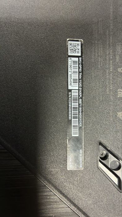 Laptop MSI GF63 Katana i7-11800H/RTX3050/32GB/1TB 100% sprawny