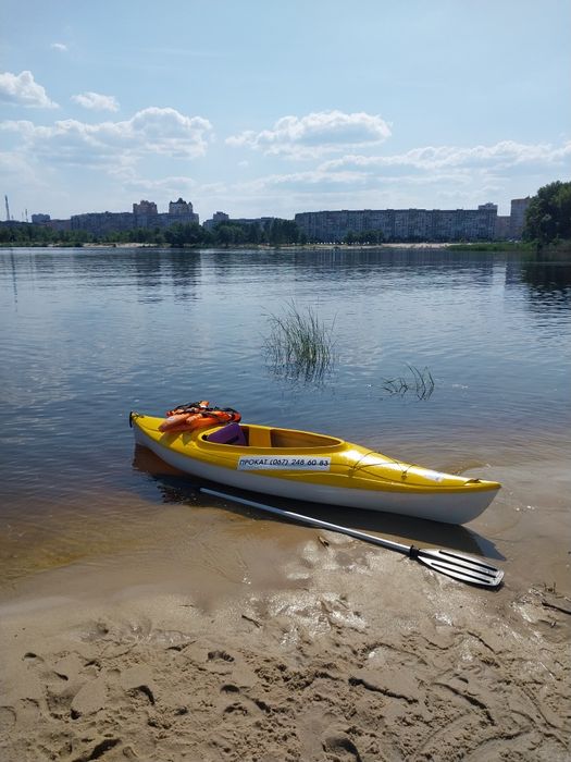 СВОБОДНА ! БЕЗ ПОСРЕДНИКОВ.  2 КОМ.Квартира-студия на "Дружбе народов"