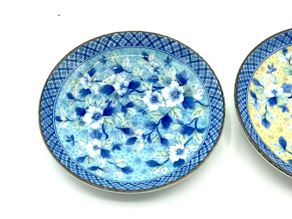 Par de pratos chineses