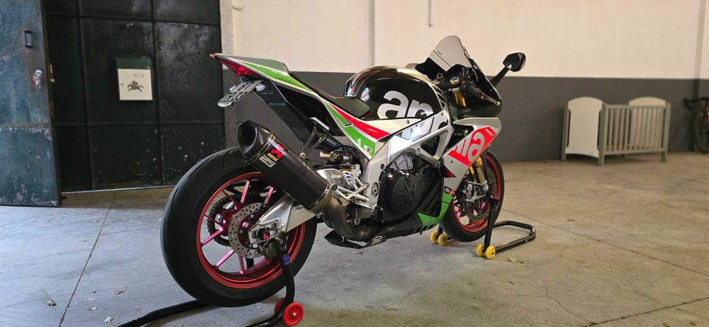 Aprilia RSV4 – racing factory