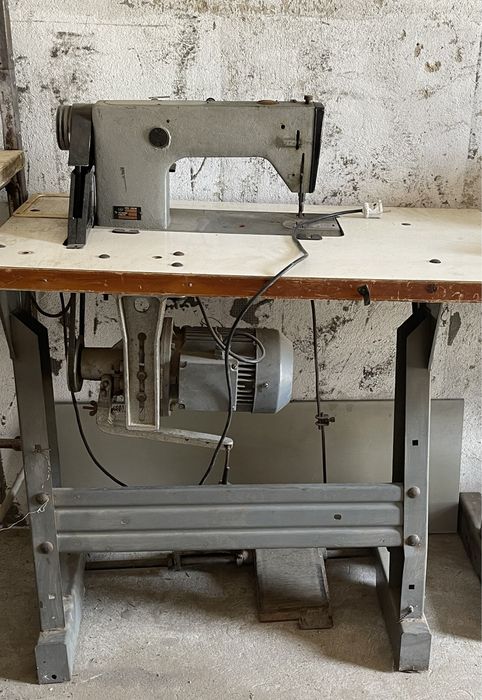 Швейная машинка.