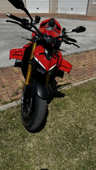 Ducati Sreetfighter V4S - modelo 25/26