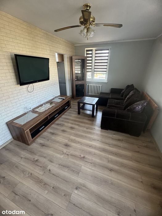 Na Sprzedaż 2 pokojowe mieszkanie w niskim bloku przy ul Grażyny