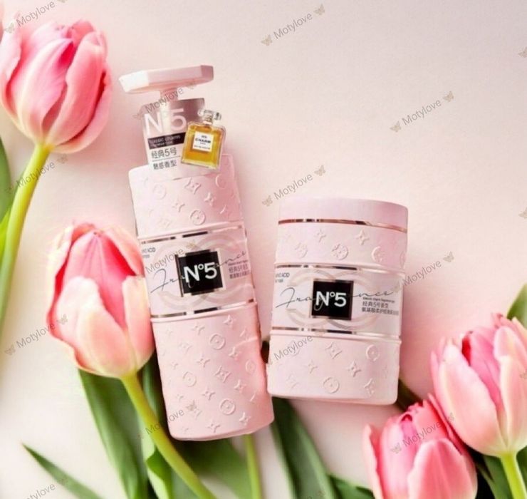 Rewelacyjna maska z Aminokwasami perfumowana
kultowym zapachem Chanel