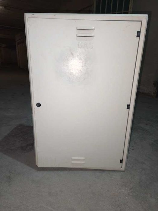 Armário em Ferro para proteção de Esquentador/Caldeira.