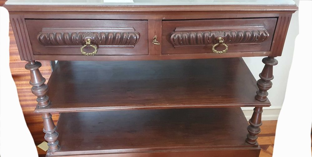 Móvel louceiro LINDÍSSIMO- Oportunidade