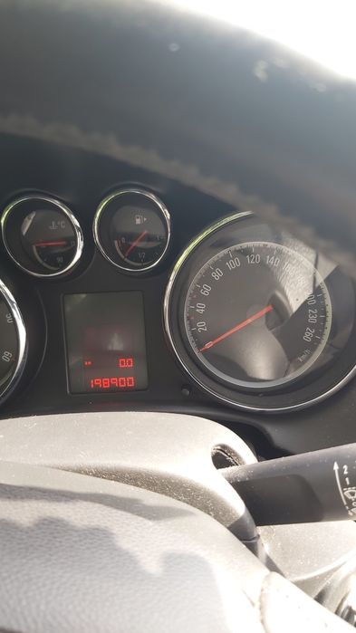 Samochód Opel Astra
