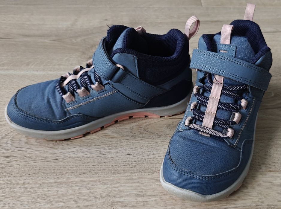 Buty dziecięce turystyczne Quechua na jesień