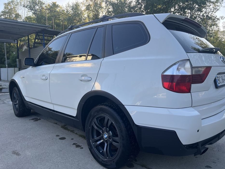 Автомобіль BMW X3