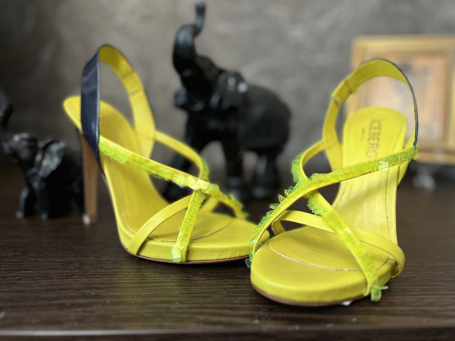 Босоножки ICEBERGS (оригинал)