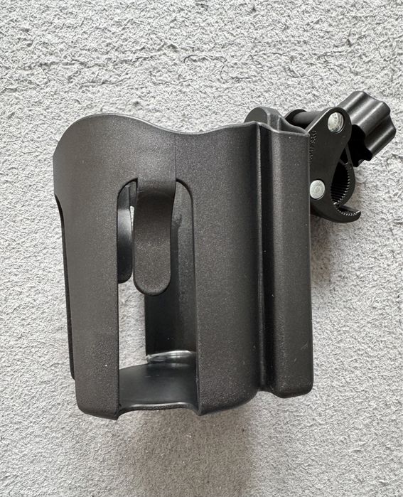 Новий універсальний підстаканник