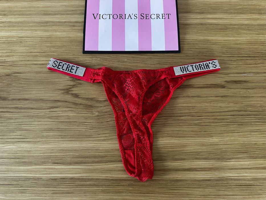 NOWE stringi Victoria’s Secret rozmiar S / M cyrkonie
