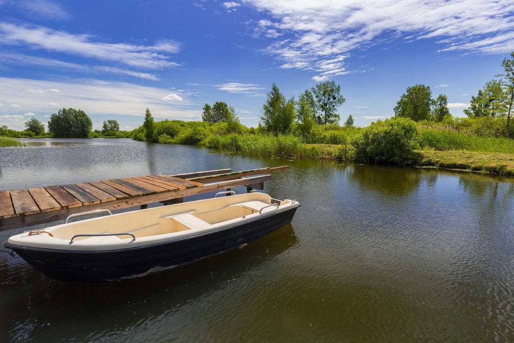 Dom z jeziorem , posiadłość 10 Ha cała do dyspozycji , 10 -14 osób